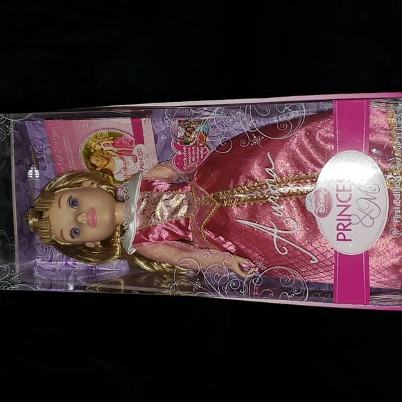 Disney Princess & Me First Edition Aurora - Picture 7 of 7